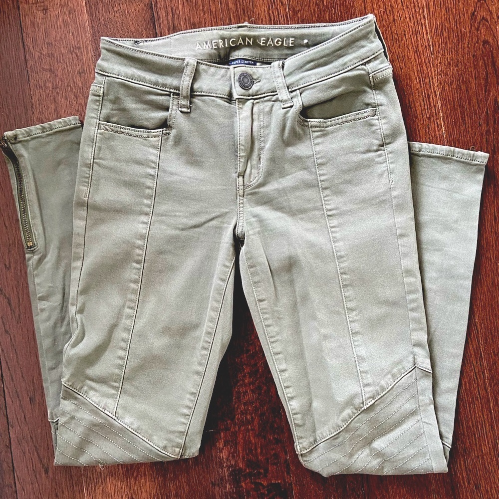 Green American Eagle Jeggings